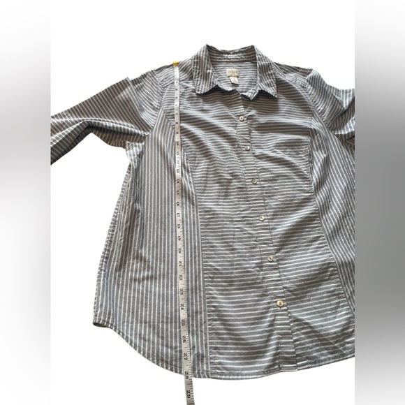 Chico’s Women’s size XL/16 Blue & White Striped button down long sleeve shirt - Picture 6 of 9